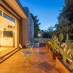 Villa Oasi *